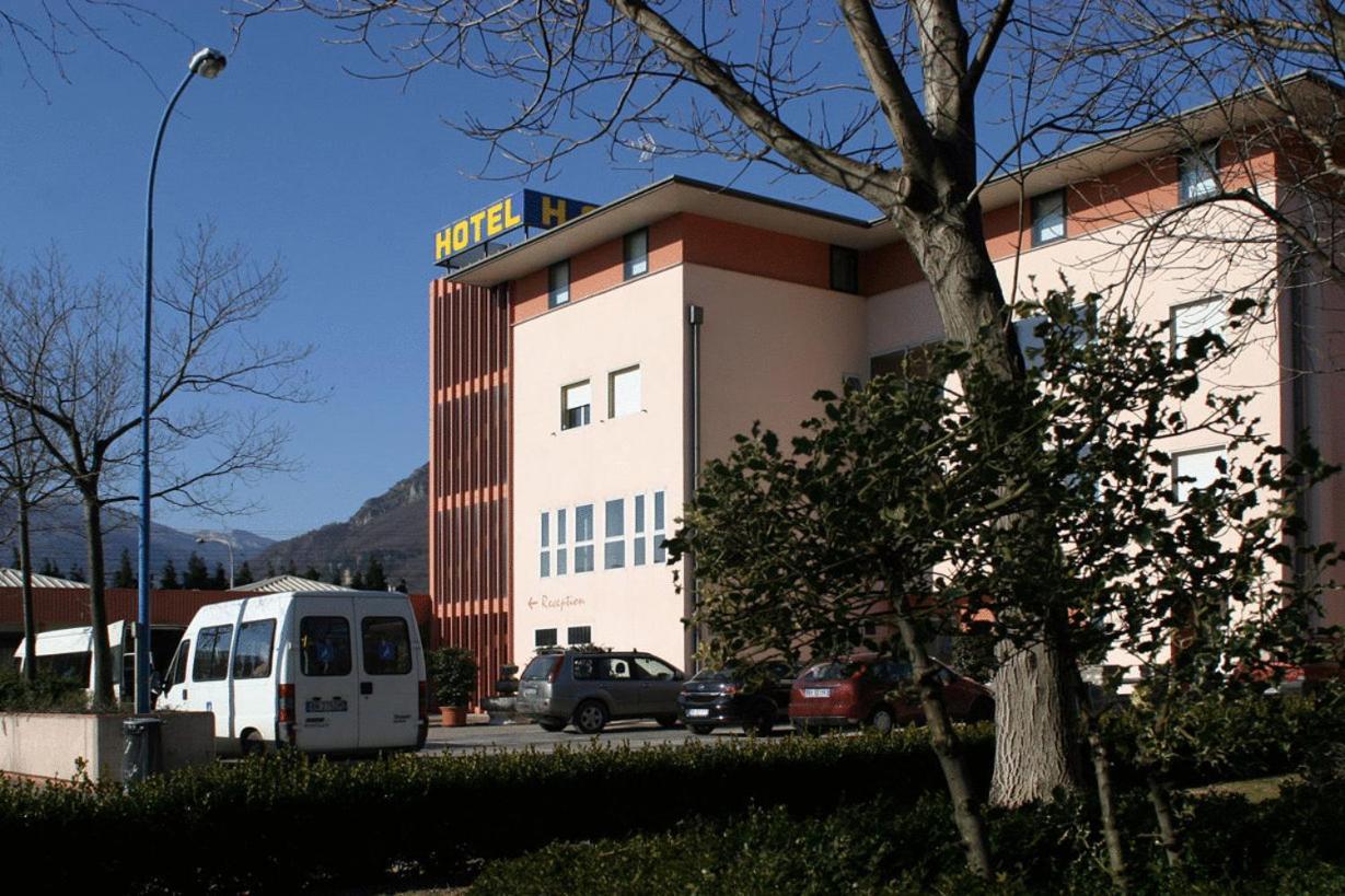 Hotel Willy Gemona del Friuli Luaran gambar